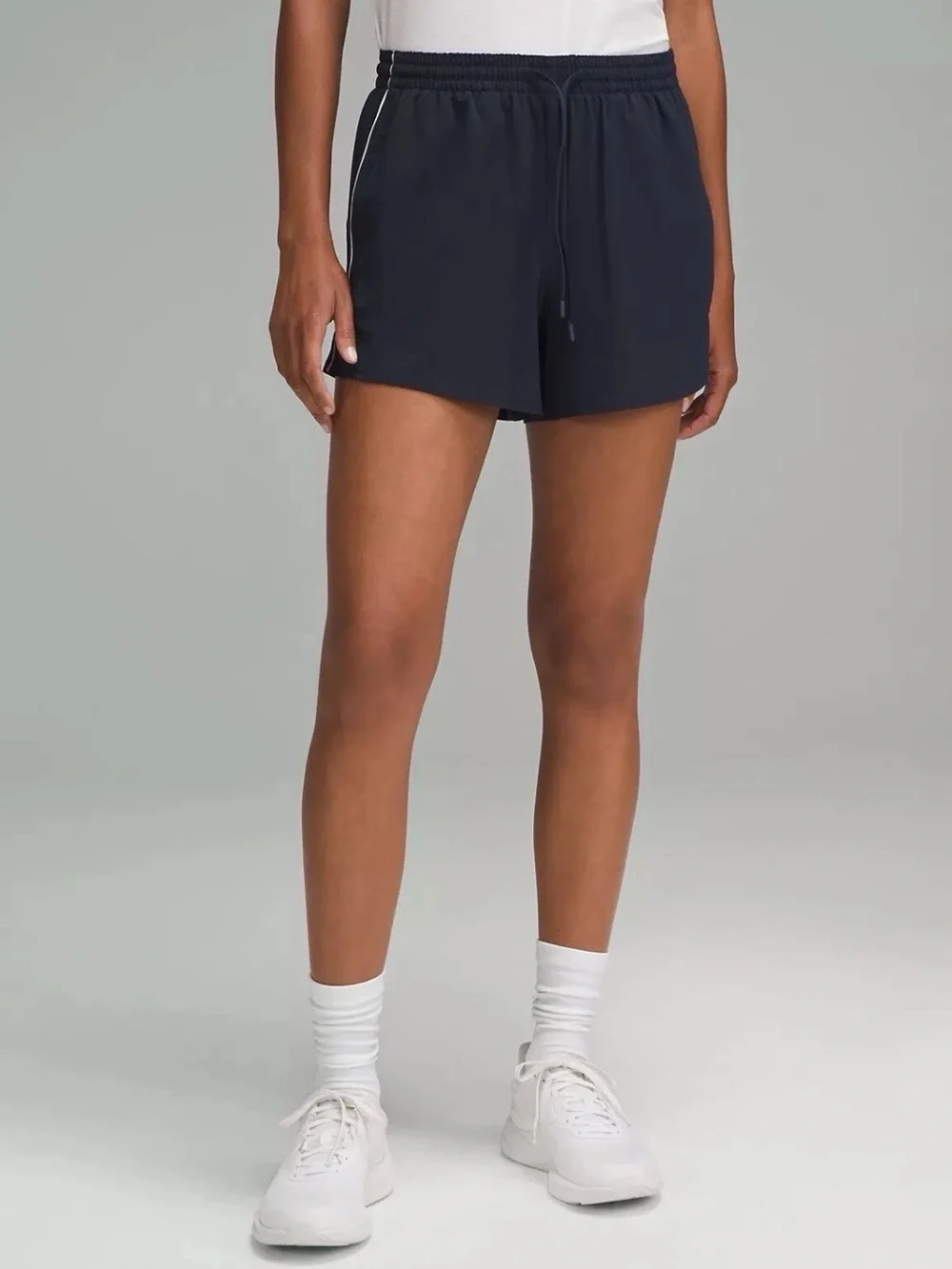🍋Lululemon Lightweight High-Rise Relaxed Short 3